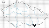 Jedna z map ilustrujících proces šíření bobra evropského (Castor fiber) v České republice, do r. 1992 v Československu. Stav v r. 1982. Další mapy jsou na následujících obrázcích. Černé body  zobrazují potvrzený trvalý výskyt  alespoň jednoho teritoria bobrů v daném kvadrátu a vycházejí ze sítě KFME  používané zejména dříve  v česko-slovenské zoologii i botanice. Orig. Česká zemědělská univerzita  v Praze