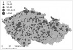 Vichřice 7. prosince 1868 způsobila obrovské škody v českých lesích.  Mapa znázorňuje intenzitu polomu  v jednotlivých lesních okresech,  vyjádřeno v tisících m3 dřeva. Upraveno podle: R. Brázdil a kol. (2017)