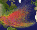 Tropické a subtropické bouře (žluté dráhy, 63–118 km/h), hurikány (červené, 119–177 km/h) a silné hurikány (fialové dráhy, přes 177 km/h) v severním Atlantském oceánu a karibské oblasti od r. 1851. Zdroj: National Weather Service, v souladu s podmínkami použití 