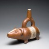 Močická váza z Peru, stáří asi 300 let  po Kr., ve tvaru strakatého morčete. https://i.pinimg.com/originals/47/1e/db/, převzato v souladu s podmínkami využití