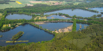 Nadějská rybniční soustava. Zleva v horní řadě Víra, Láska, Naděje, Rod, dole Dobrá vůle, Skutek a Strakatý. Foto J. Ševčík