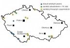 Distribuce přírodních archivů tvořených jezerními sedimenty na území ČR. Zobrazeny pouze dosud publikované záznamy o jezerech, která existovala někdy v období mezi vrcholem posledního zalednění a současností. Nejsou zde zahrnuta jezera bezprostředně vázaná na říční nivy, jezera na rašeliništích a krasová. Početné lokality na Třeboňsku jsou zastoupeny pouze pěti nejvýznamnějšími. Orig. D. Vondrák