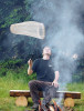 Na lovu kouřomilek (Microsania) v Jizerských horách (na snímku M. Tkoč). Foto M. Roháček
