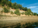 Obnažené břehy přehradní nádrže Klíčava v r. 2020 po několikaletém  období sucha. Foto P. Pejsar