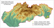 Na mapě Slovenska jsou žlutě vyznačeny lokality žábronožky jarní podle  J. Brteka (1976, 2005), černozeleně nový nález druhu v Malých Karpatech a hnědě nejzápadnější lokalita druhu v Rakousku. Orig. J. Kautman