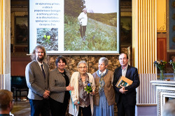 Jan Votýpka, Jana Šrotová, Jarmila Kubíková, Helena Illnerová a Petr Kubík. Foto J. Plavec, SSČ AV ČR